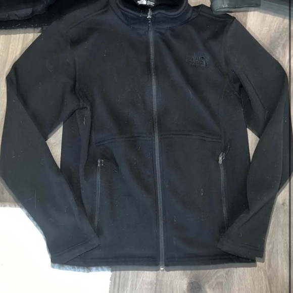 TWO Men’s TNF jackets - Picture 3 of 3